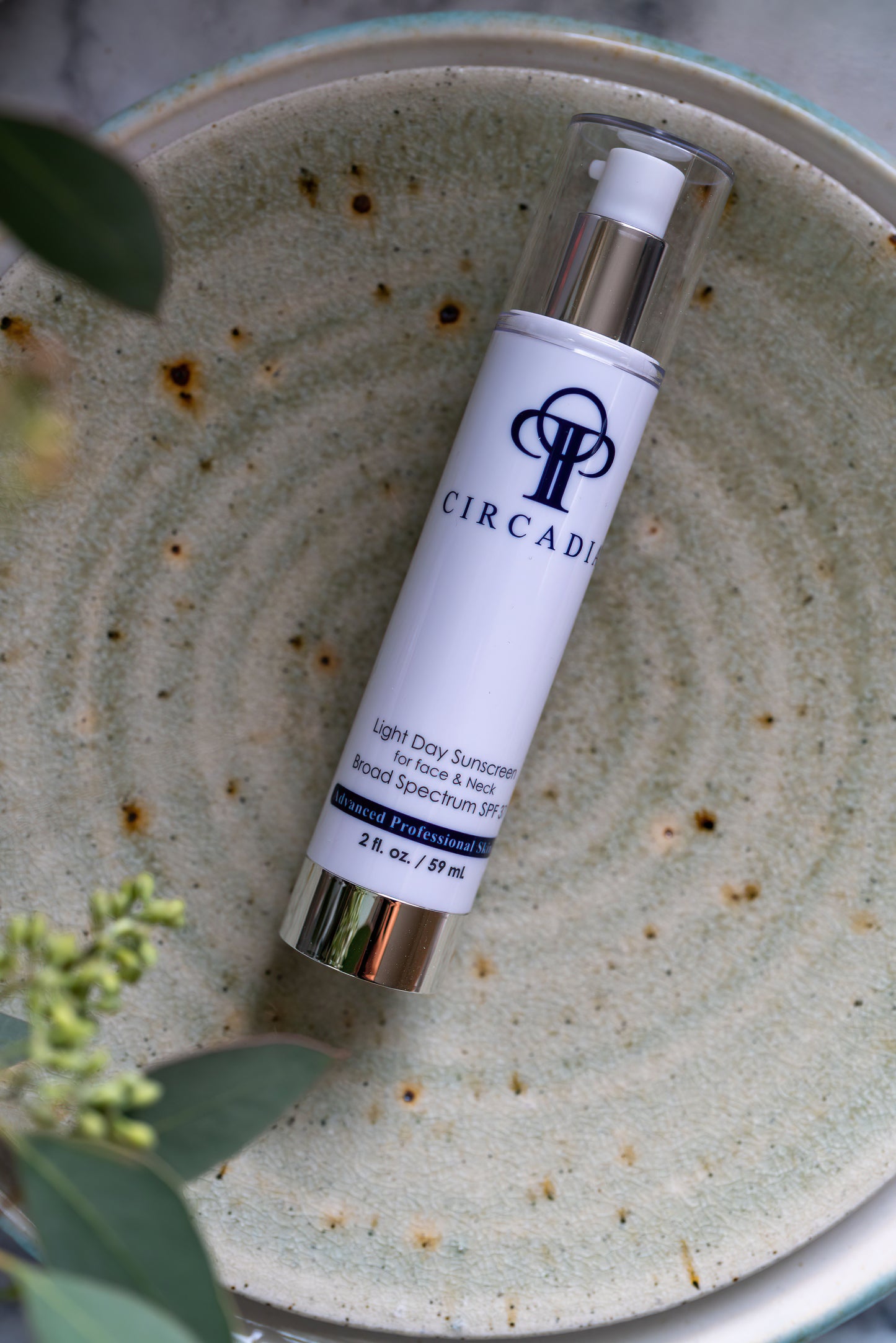 Ciracdia Light Day Sunscreen Broad Spectrum SPF 37